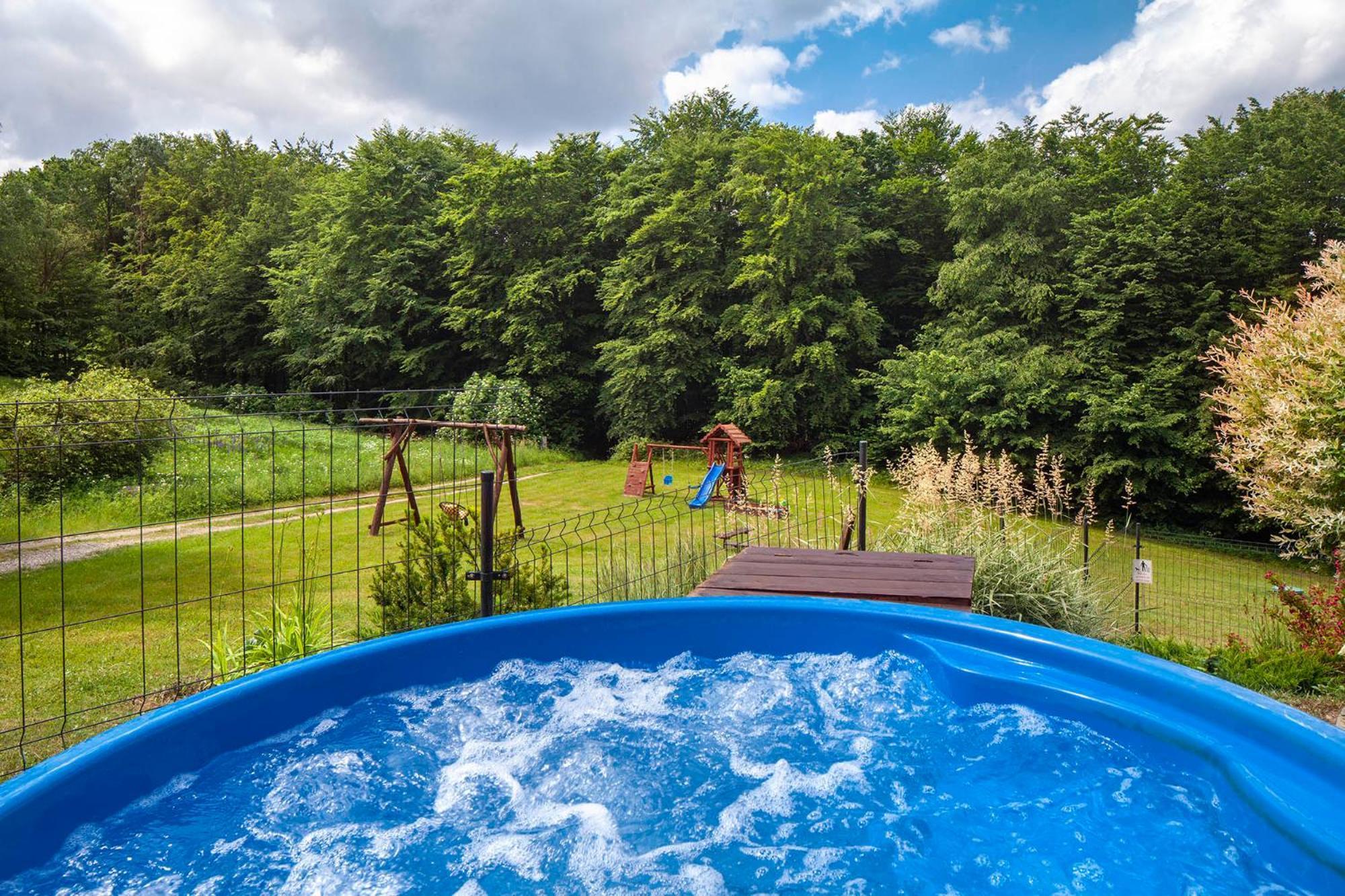 Zacisze Na Kaszubach Z Balia Z Jacuzzi Ferienhaus Brodnica Dolna